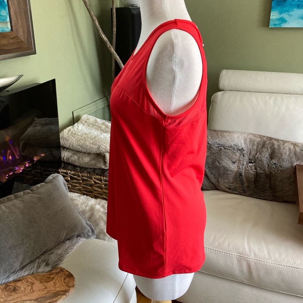 Tank top - Picture 4 of 15